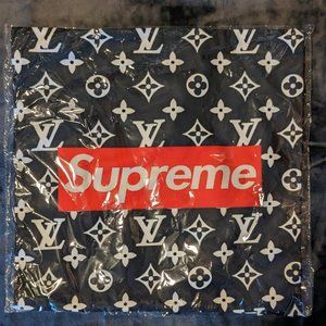 HYPE BEAST PILLOWS 1 PC. BLK/RED BOX - 18X18 - PILLOW SHAM ONLY